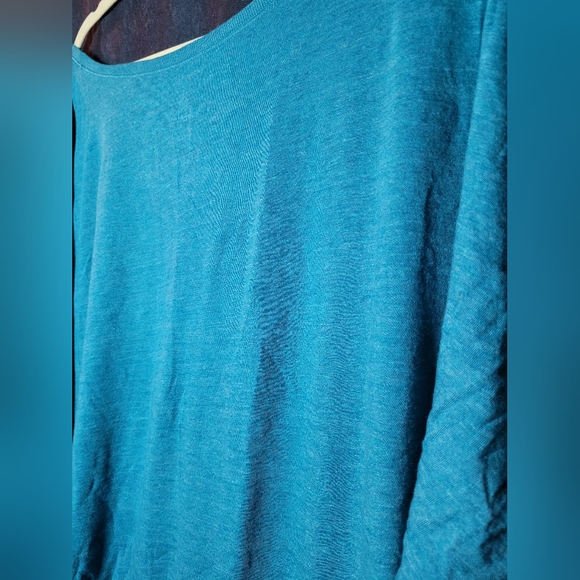 Disney Teal Elsa Graphic Top - Picture 7 of 7